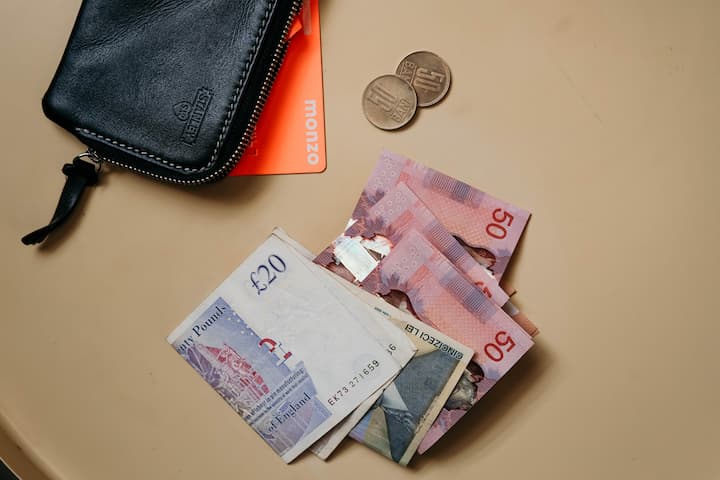 【BNO移民英國】英鎊匯率大跌利好移民人士？買英國樓要注意乜嘢？